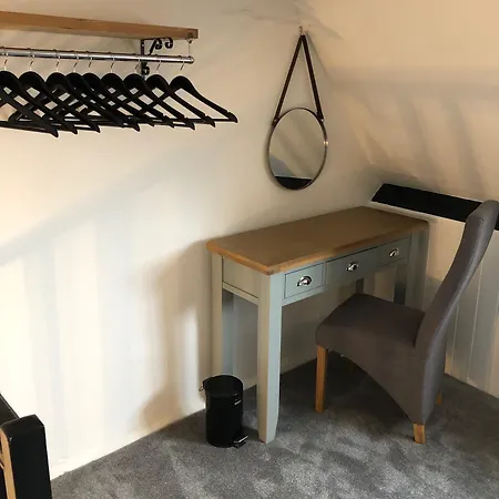 The Little Angel Гостевой дом Уитби